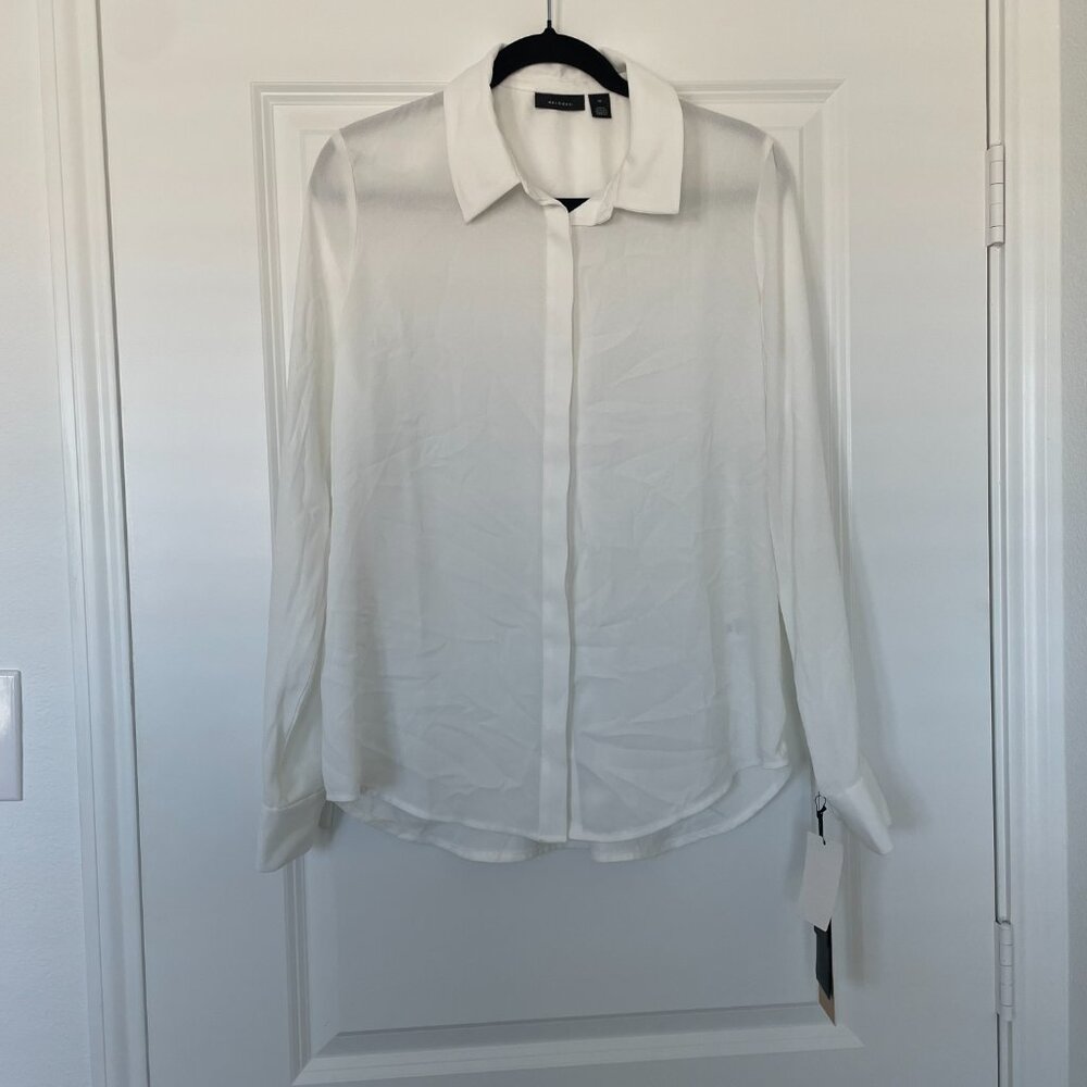 NWT Halogen White Button-Up Blouse – Women’s Medium